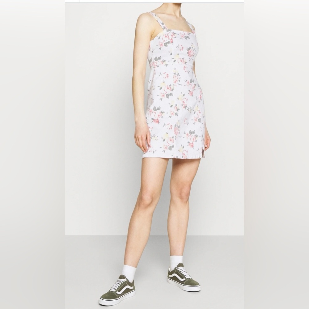 Floral Denim Mini‎ Dress White Pink Rose Print Sleeveless Back Zip Slit M long